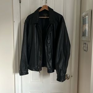 Eddie Bauer Men’s Leather Jacket
